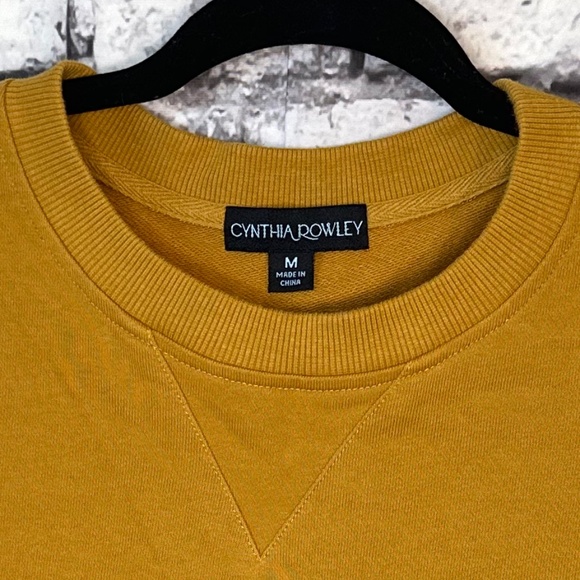 Cynthia Rowley Puff Sleeve Lightweight Pullover Size Medium - Picture 4 of 5